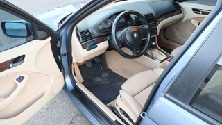 Illustration for article titled For $13,500, Could This 2000 BMW "330i" Be A Long Term Longroof?
